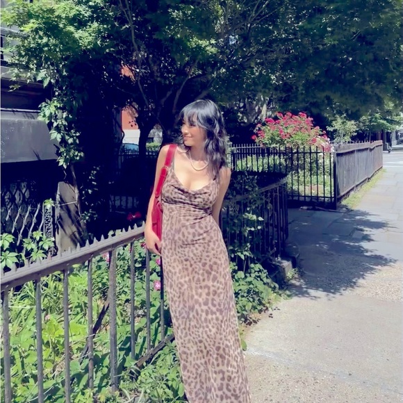 Meet your Posher, Wang - Picture 1 of 1